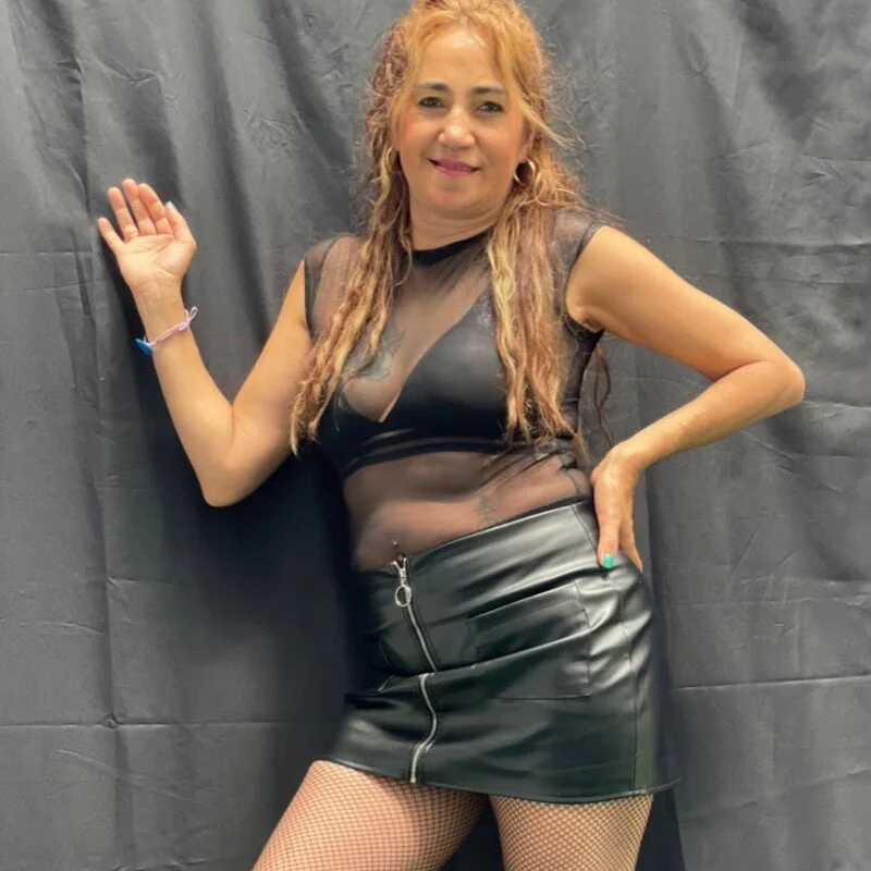 aleskahoffman1 — FansOnlyX creator profile