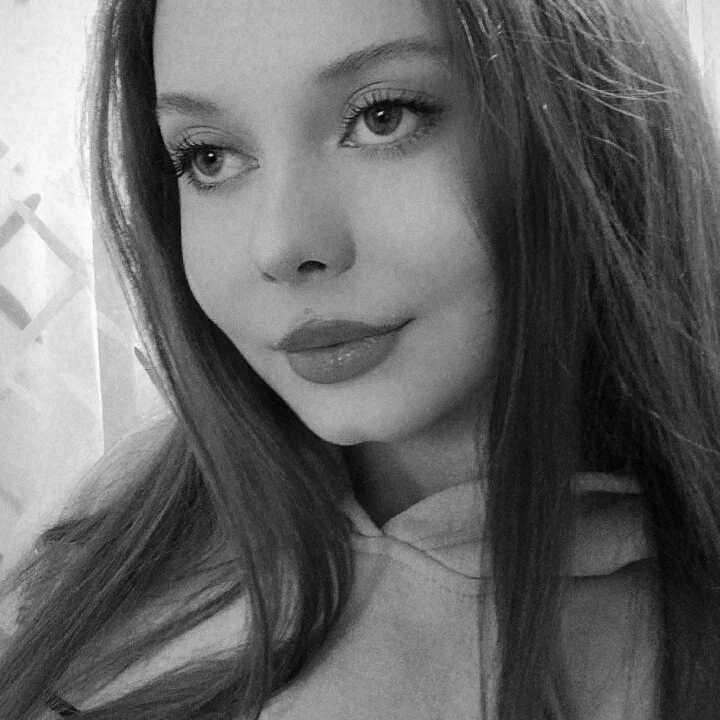 Ekaterina27 — FansOnlyX creator profile