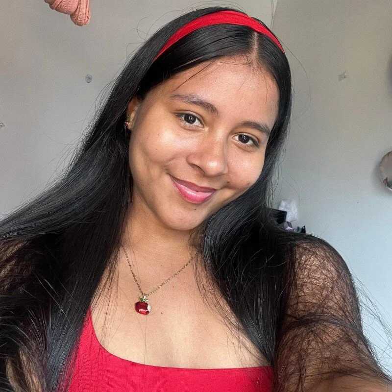 Naia_Flix — FansOnlyX creator profile