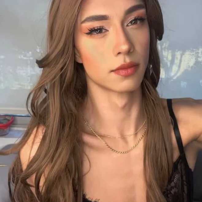 ari__sunshine — FansOnlyX creator profile