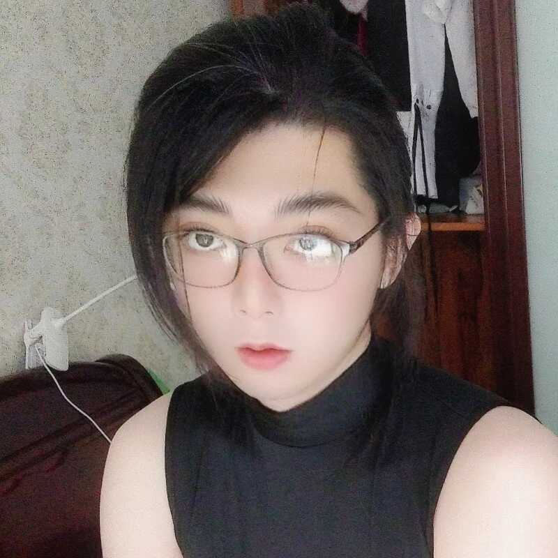 q_begonia — FansOnlyX creator profile