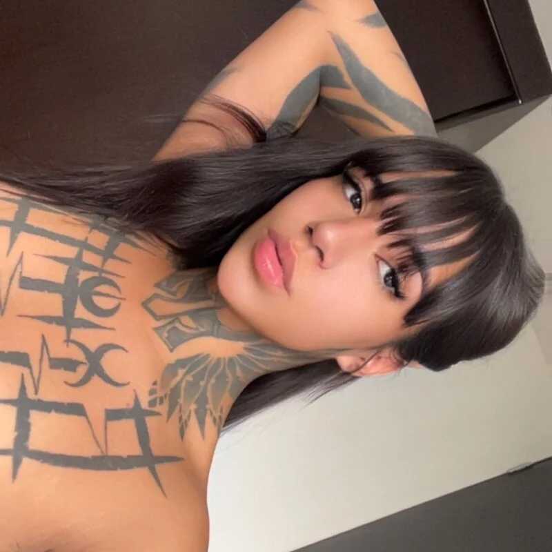 jazmin_wolf — FansOnlyX creator profile