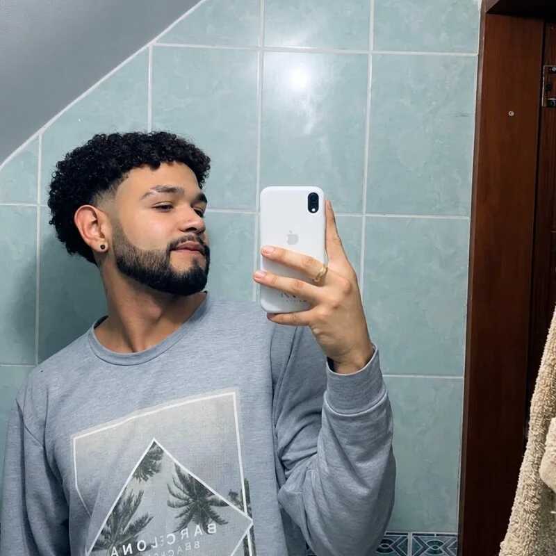 alexmarrinez — FansOnlyX creator profile