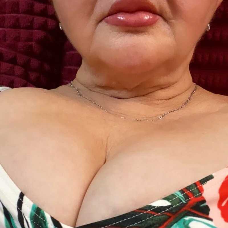 DeniseeRosea — FansOnlyX creator profile