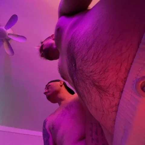 2hornyguyz — FansOnlyX creator profile