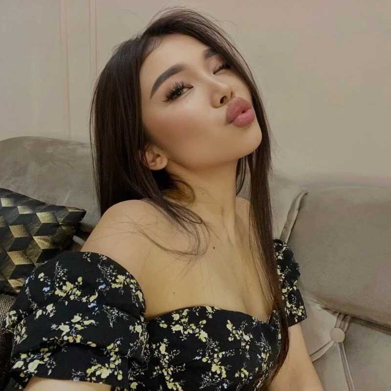 xselenaa — FansOnlyX creator profile