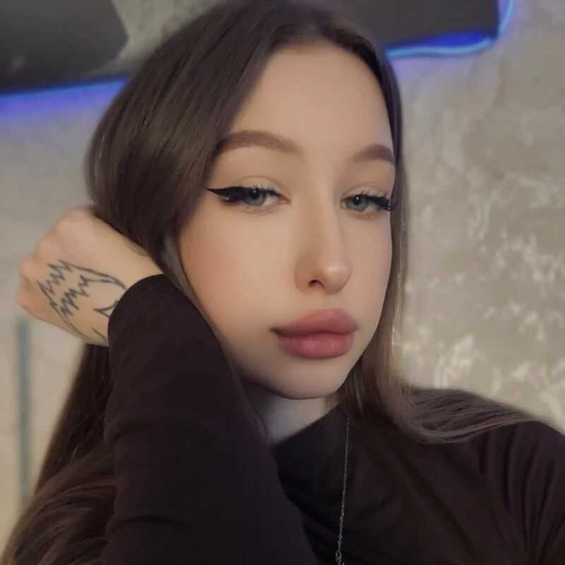 BambiXO — FansOnlyX creator profile