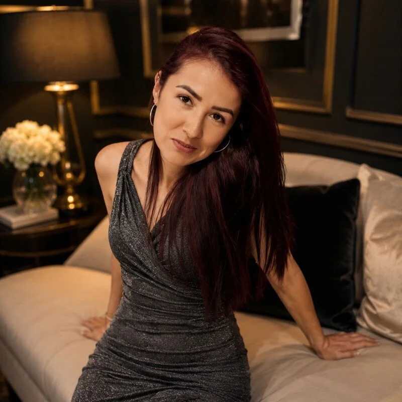 saray_hotty — FansOnlyX creator profile