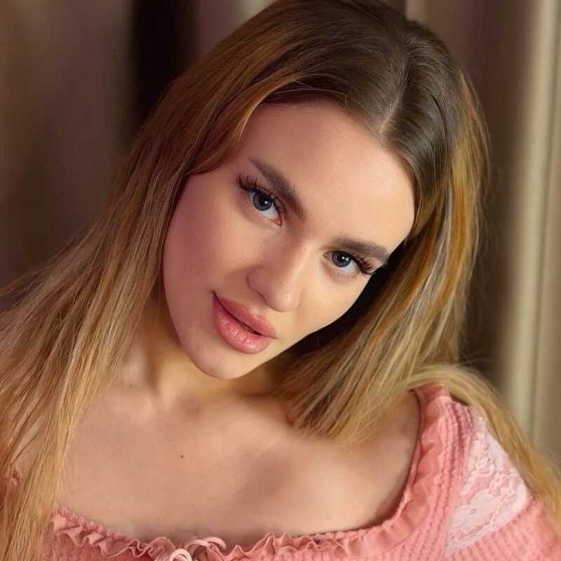 MissMolly- — FansOnlyX creator profile