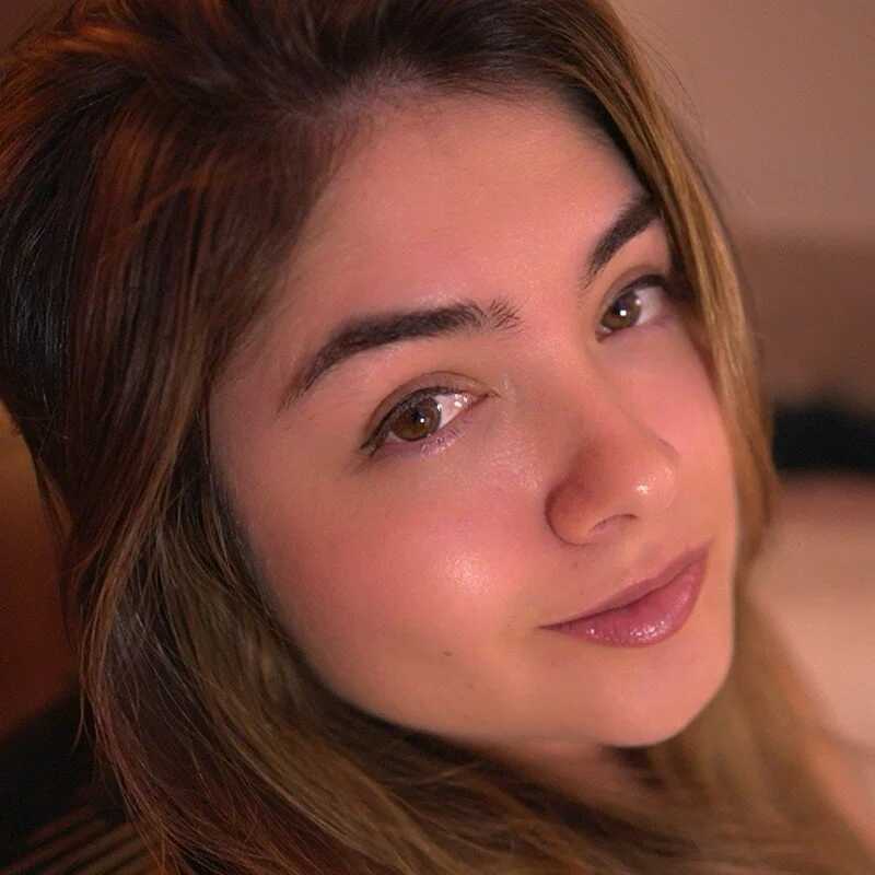 Lau_Bee — FansOnlyX creator profile
