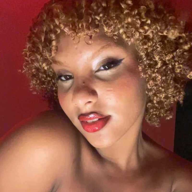 honeyvih — FansOnlyX creator profile