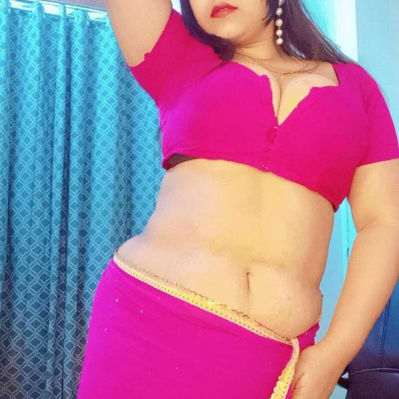 Yourroshini — FansOnlyX creator profile