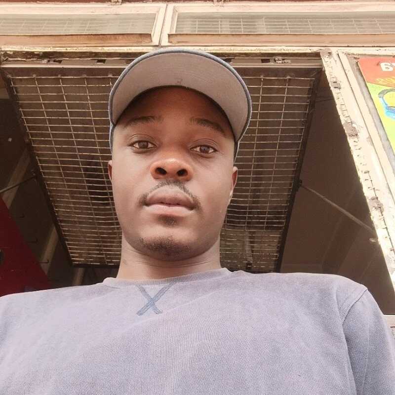 Makelis — FansOnlyX creator profile