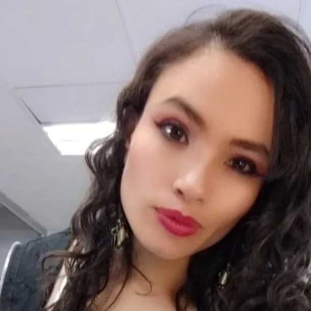 zara_vooss — FansOnlyX creator profile