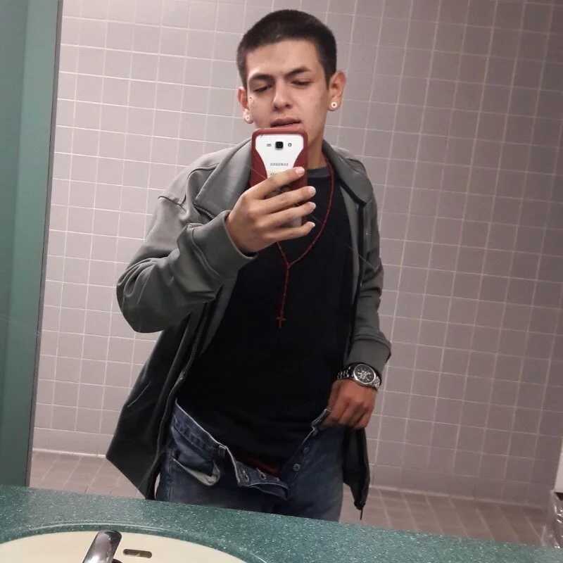 sleazyycarlitx — FansOnlyX creator profile