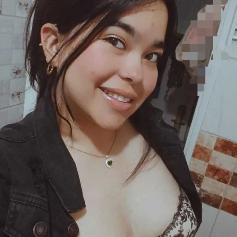 MiiaHott_W — FansOnlyX creator profile