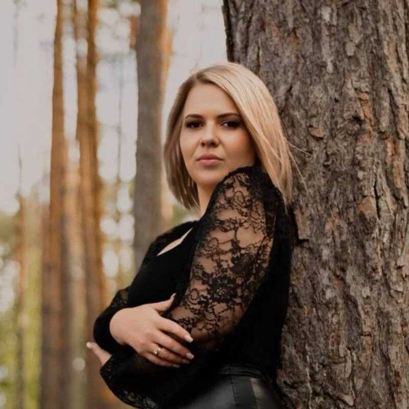 AdeleRavelle — FansOnlyX creator profile