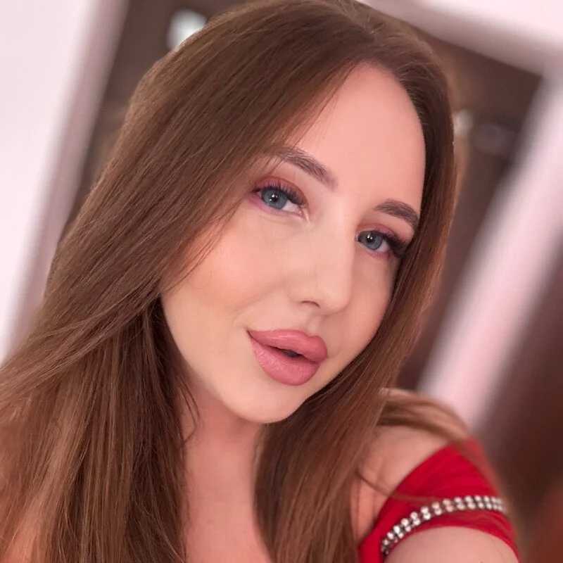 lexy_a — FansOnlyX creator profile