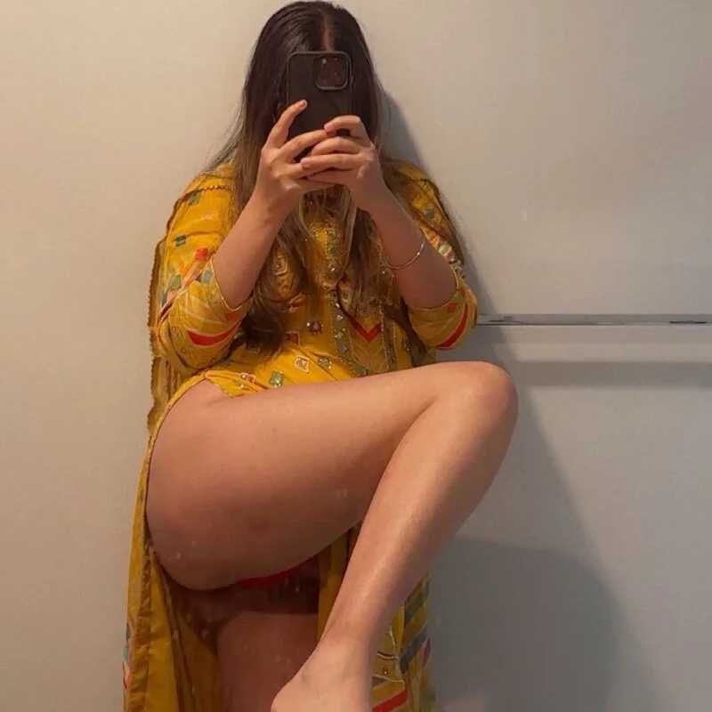 jAsMinE678 — FansOnlyX creator profile
