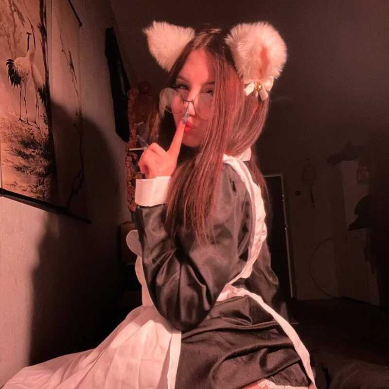 Kira_Moonnn — FansOnlyX creator profile