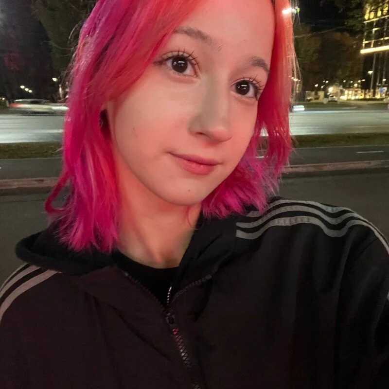 VenettaPopek — FansOnlyX creator profile