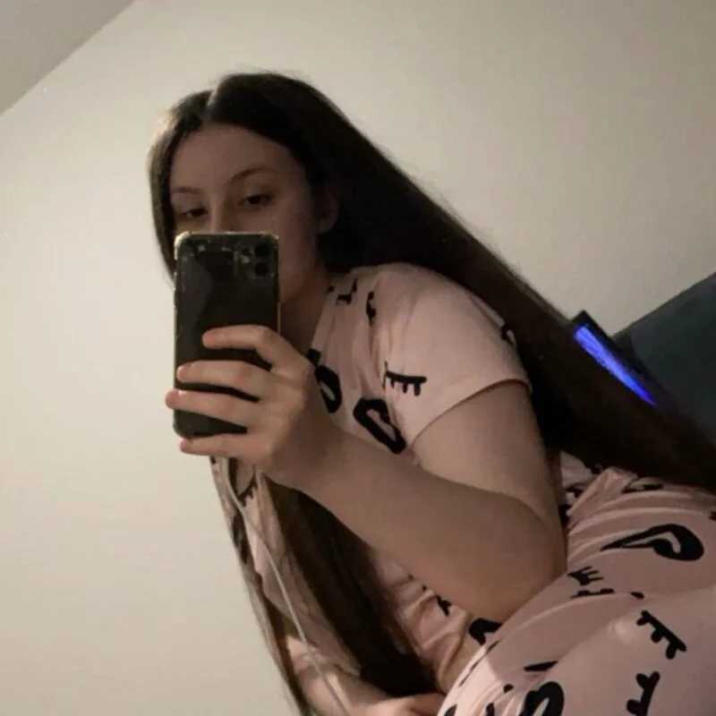 Angela80 — FansOnlyX creator profile