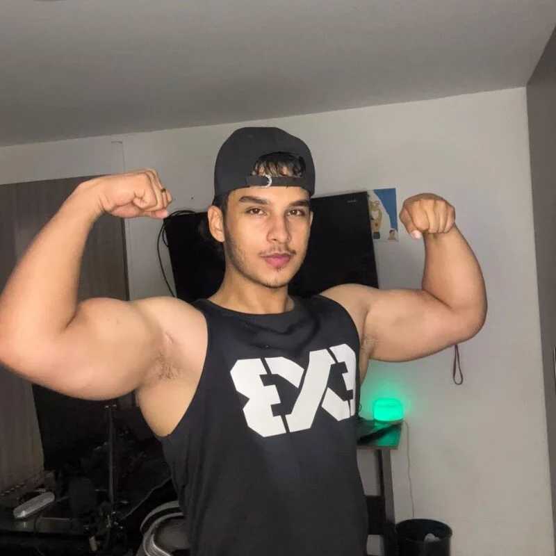 ValentinoCruz1 — FansOnlyX creator profile