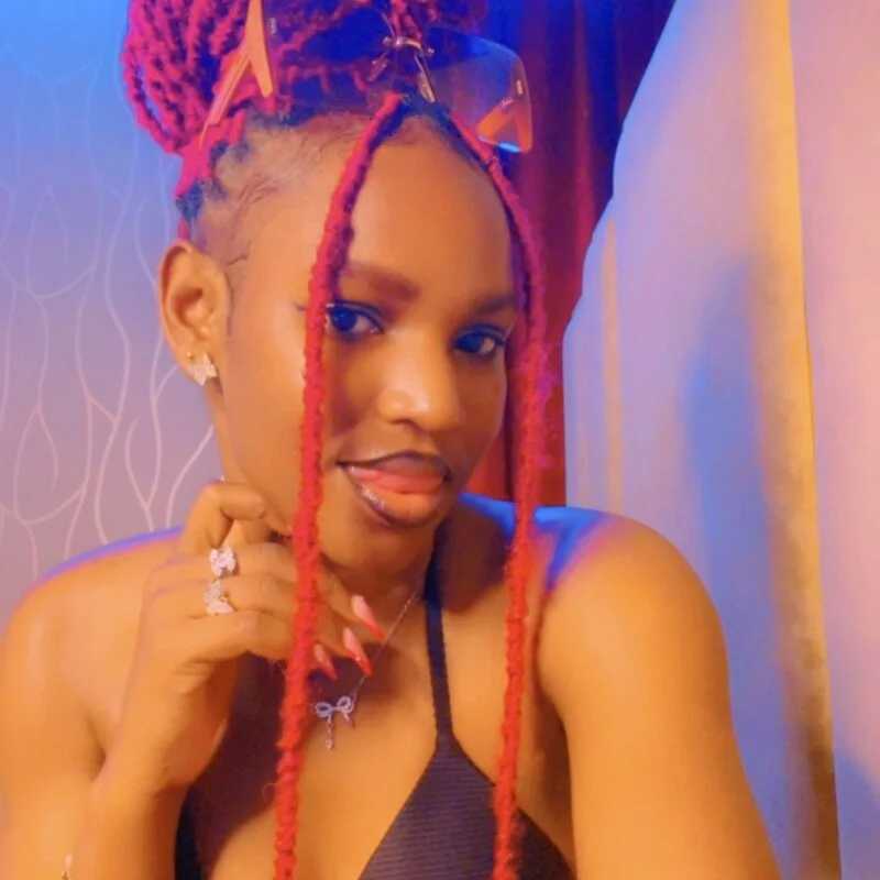 Lusty_lips001 — FansOnlyX creator profile