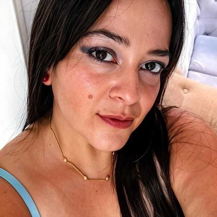 lucia_vonne_ — FansOnlyX creator profile