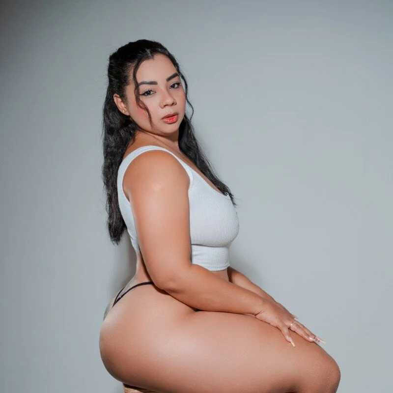 MelanyShayk — FansOnlyX creator profile