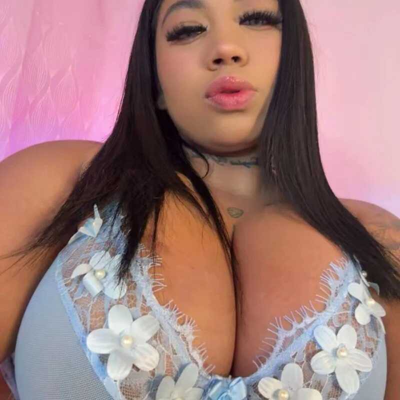 Emily_restrepo — FansOnlyX creator profile