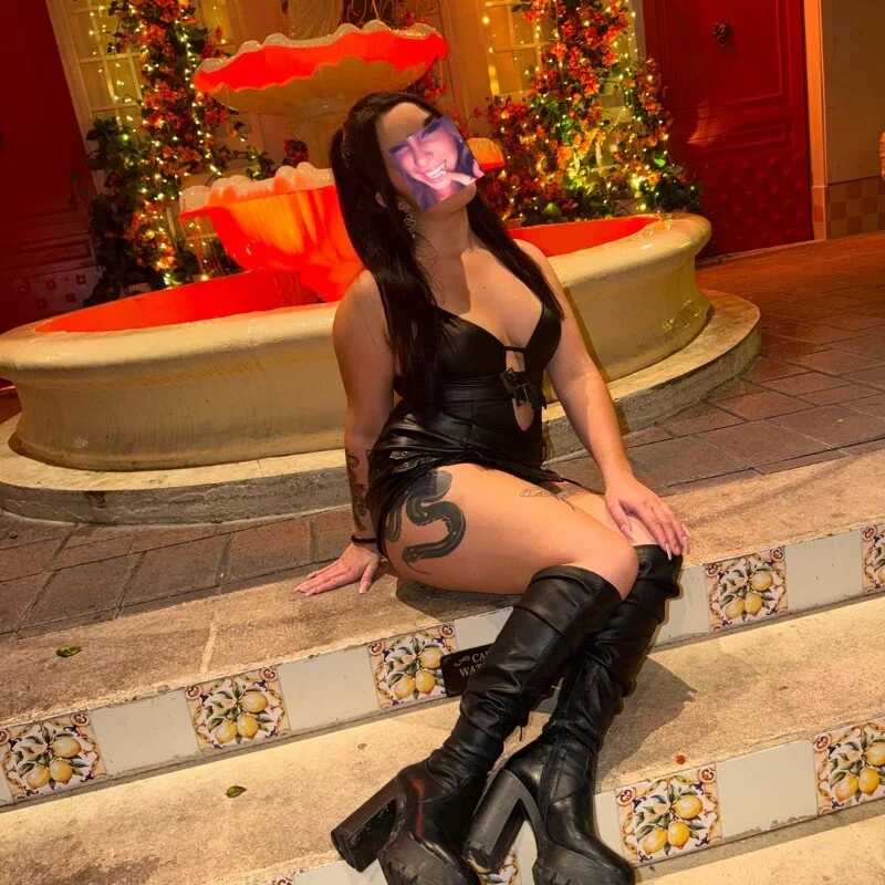 SelenaRamirez — FansOnlyX creator profile