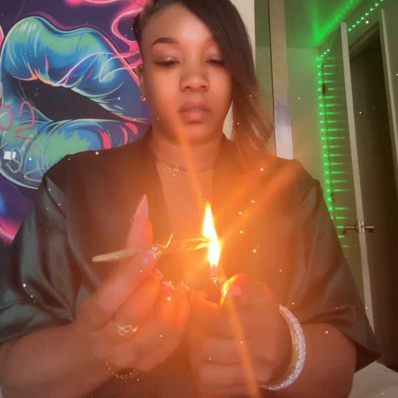mzpretty444 — FansOnlyX creator profile