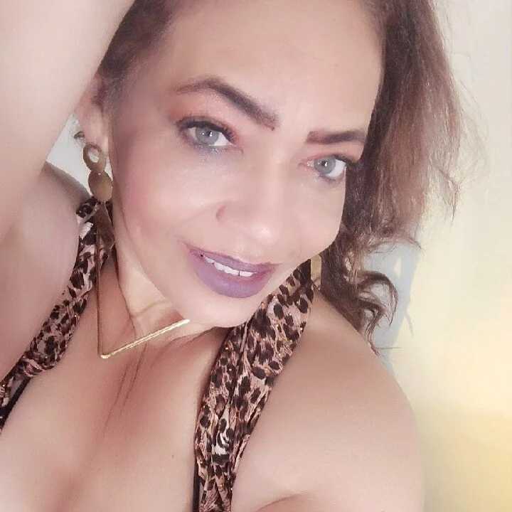 Sweet-Mommy-Milf — FansOnlyX creator profile