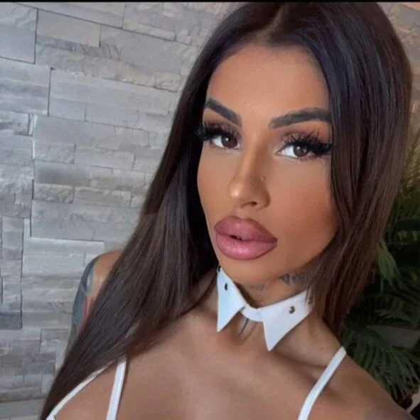 ArielleeX — FansOnlyX creator profile