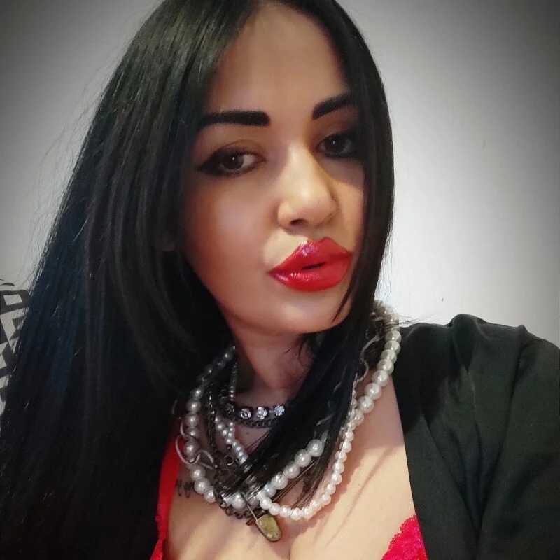 Red_WINE_SEX — FansOnlyX creator profile