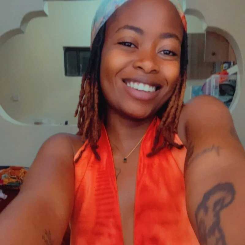 MissLuxe — FansOnlyX creator profile