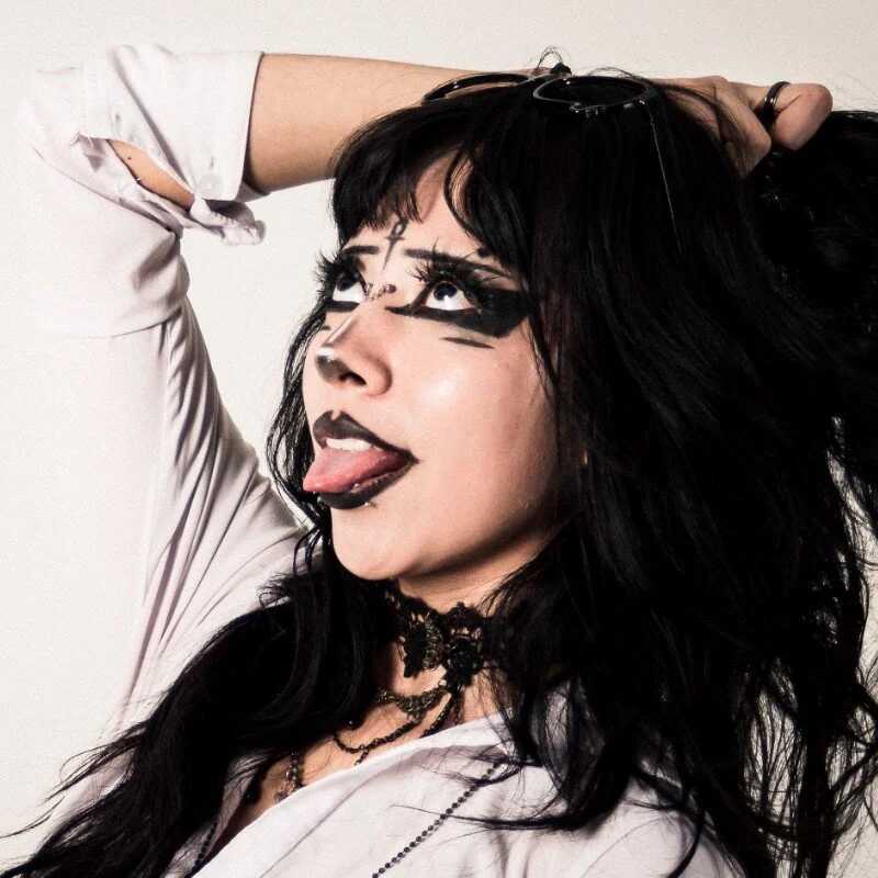 KiomyVamp — FansOnlyX creator profile