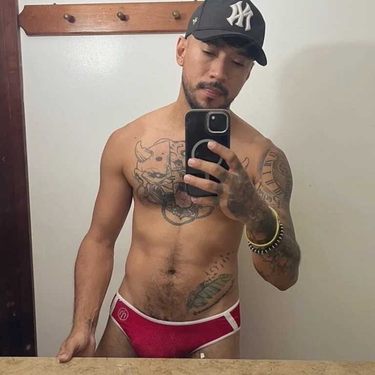 dereck_karter — FansOnlyX creator profile