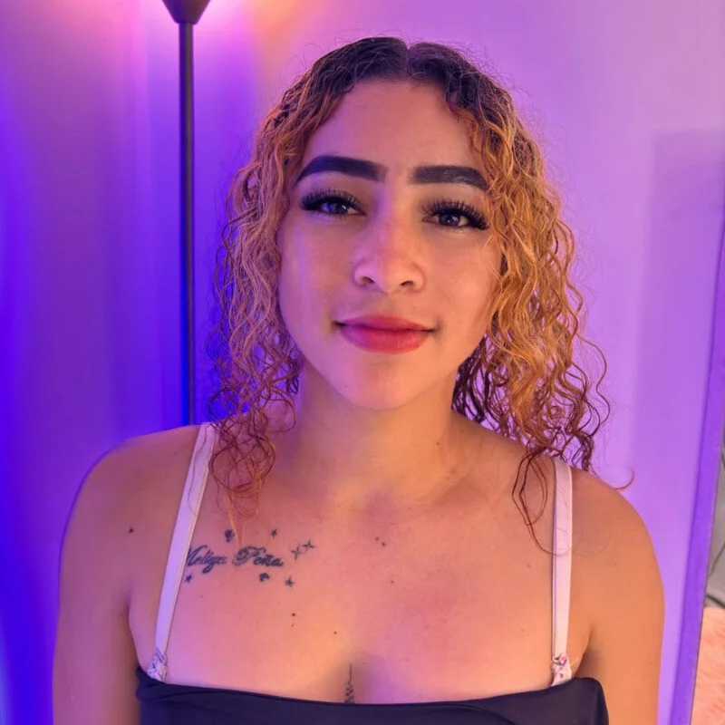 KarahSkyShow — FansOnlyX creator profile