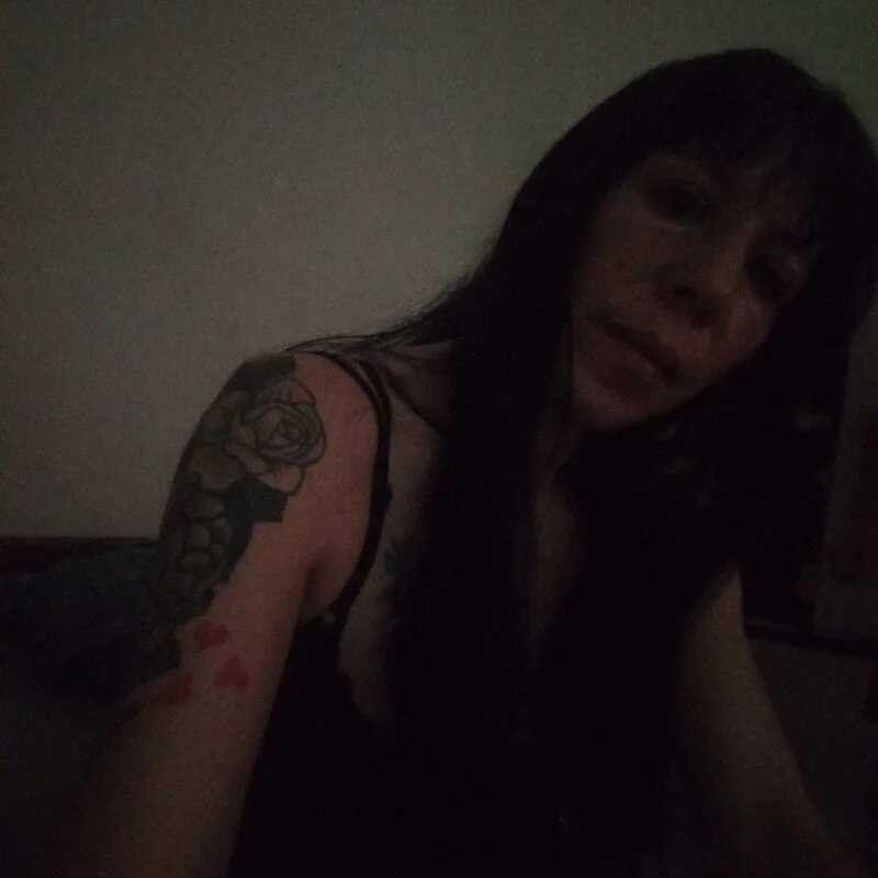vio86 — FansOnlyX creator profile