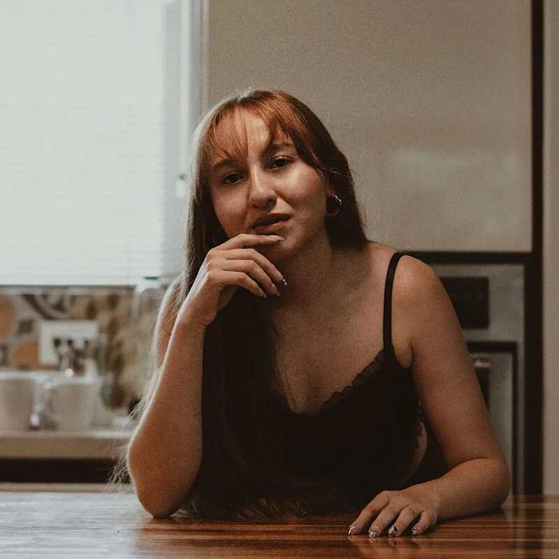 Scarlett_NoirMuse — FansOnlyX creator profile
