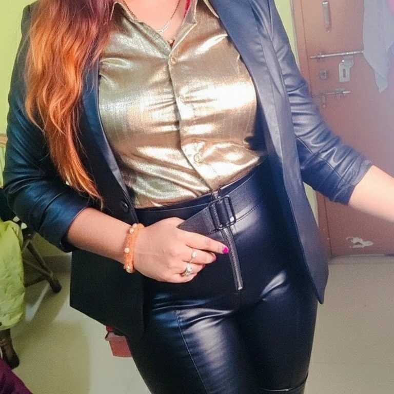 Rashiqueen — FansOnlyX creator profile