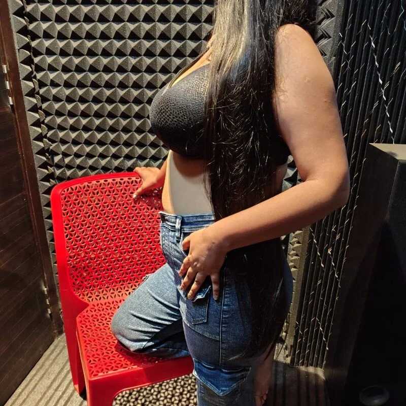 Vaishali_36 — FansOnlyX creator profile