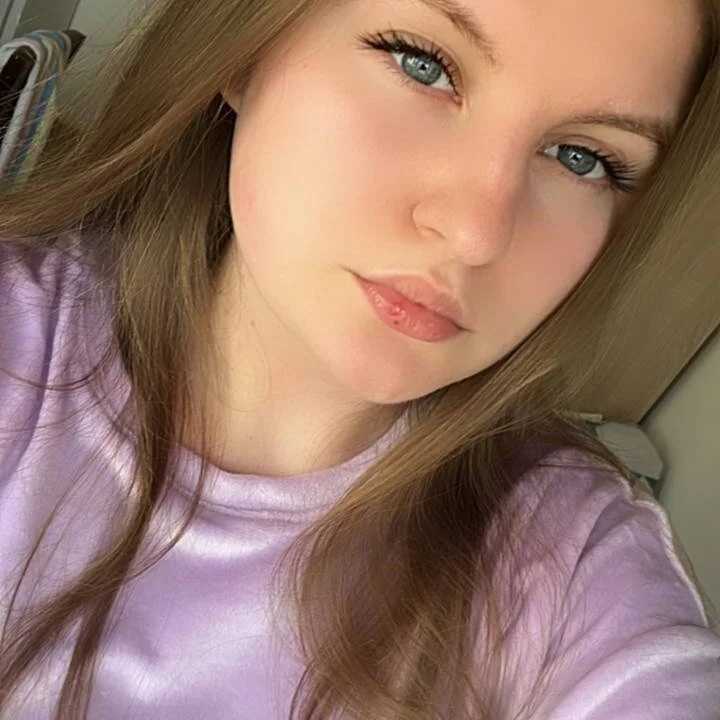 DiankaDii — FansOnlyX creator profile