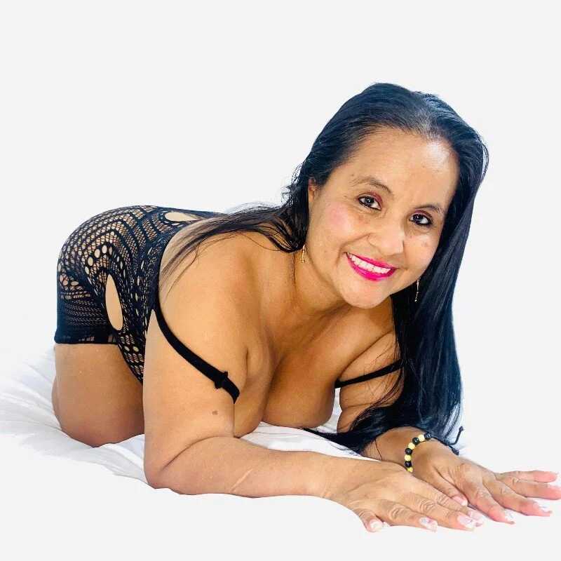 pervert_mommy_ — FansOnlyX creator profile