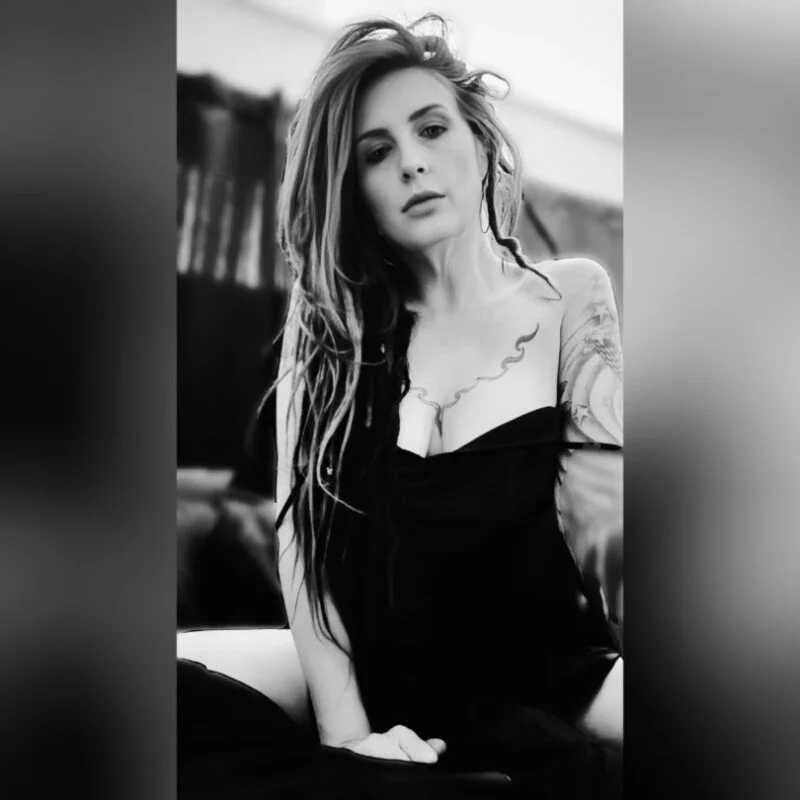 AbigailD13 — FansOnlyX creator profile