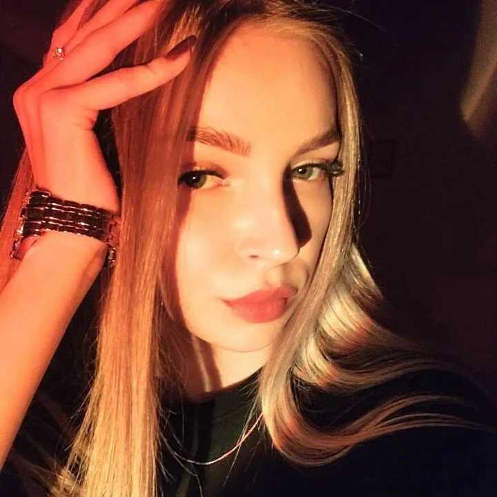 HitGyrl — FansOnlyX creator profile