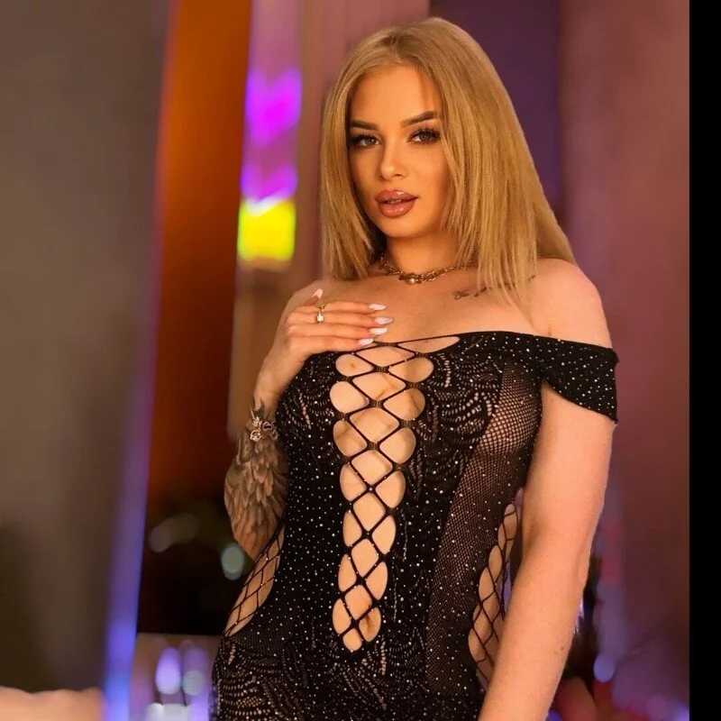 JeniferMoon — FansOnlyX creator profile