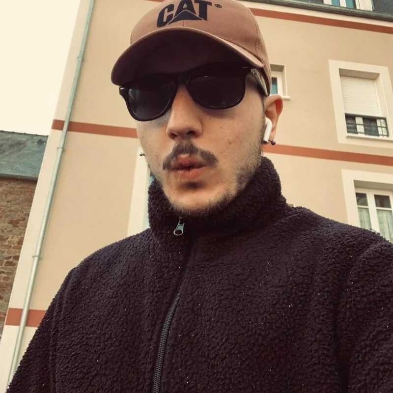 Padrone990 — FansOnlyX creator profile